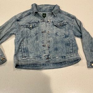 Light wash Jean Jacket